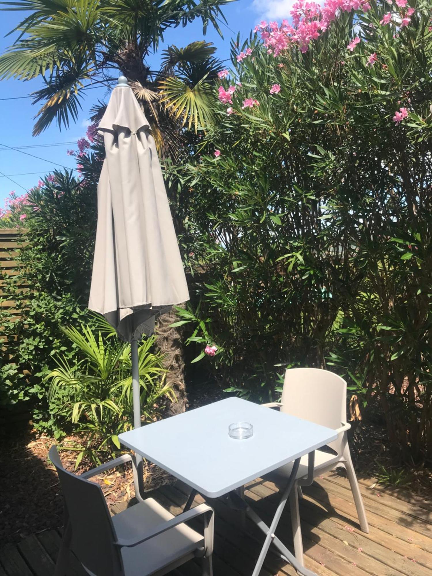 Gites Le Mas Du Vieux Chene Salavas Dış mekan fotoğraf